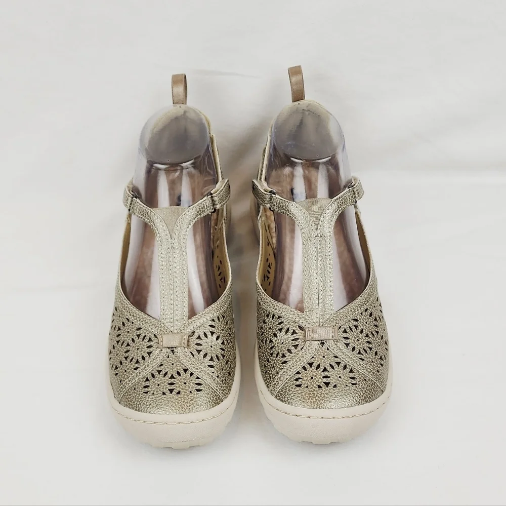 Jbu Daffodil Memory Foam Flat Shoes